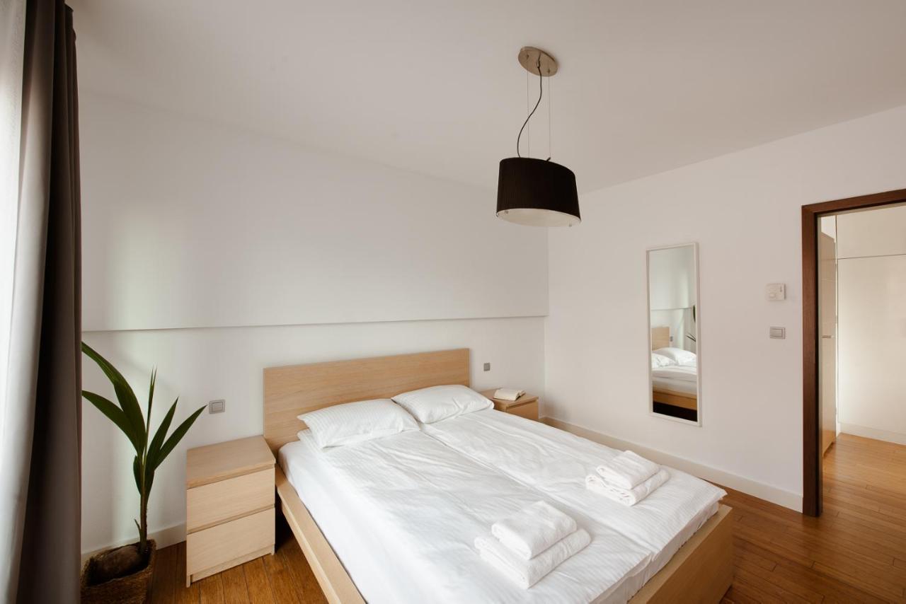 Spacious Apartment Close To Main Station / Galeria Krakowska Extérieur photo