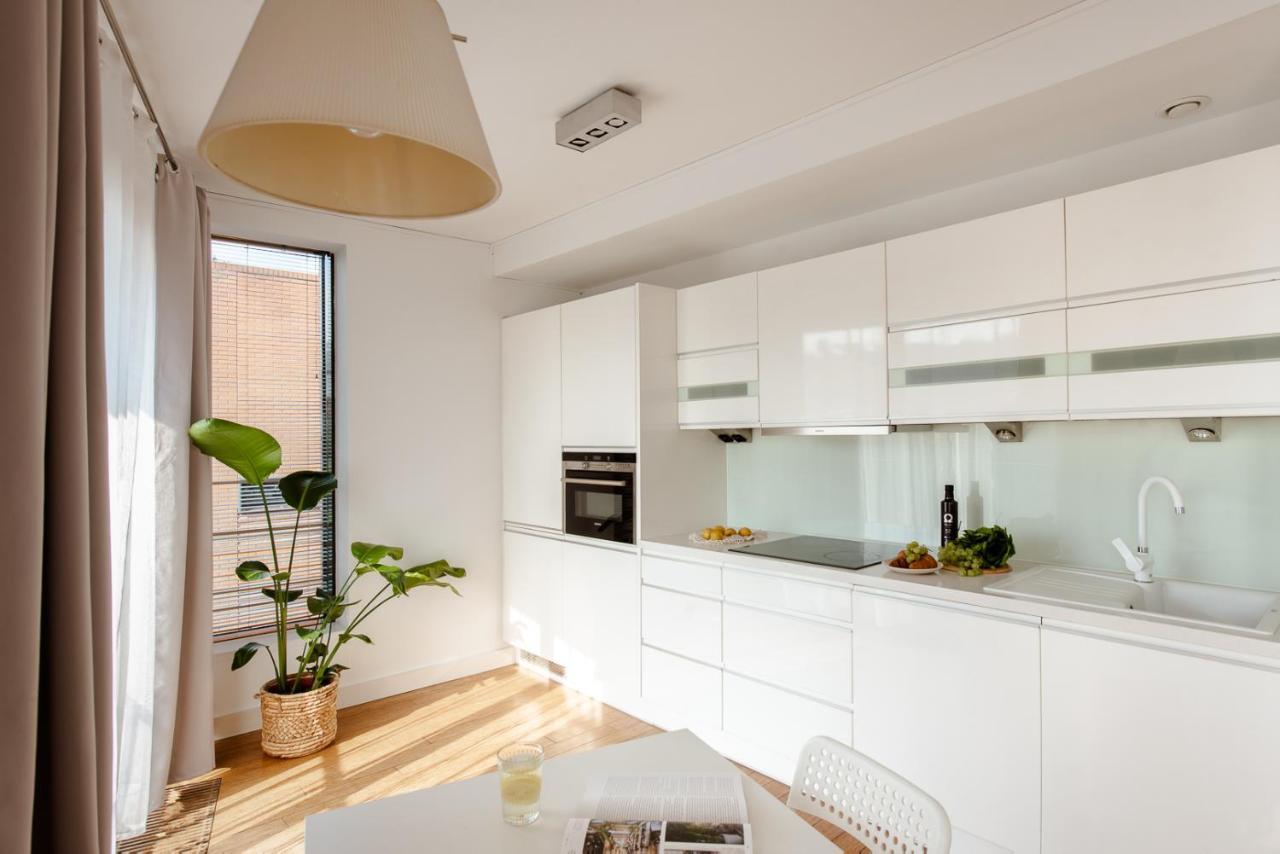 Spacious Apartment Close To Main Station / Galeria Krakowska Extérieur photo