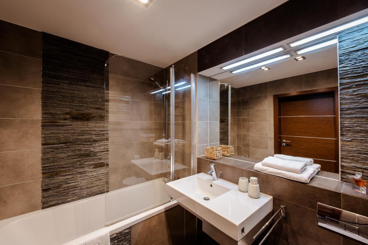 Spacious Apartment Close To Main Station / Galeria Krakowska Extérieur photo